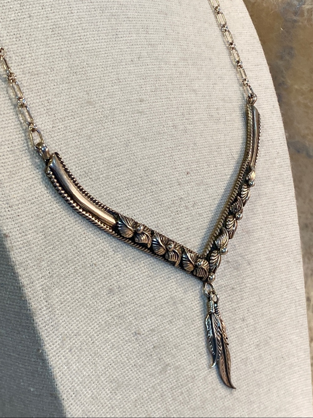 Rare Navajo Sterling Silver AB Feather Necklace 22.2g Begay